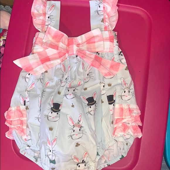 Bunny outfit - Picture 2 of 4